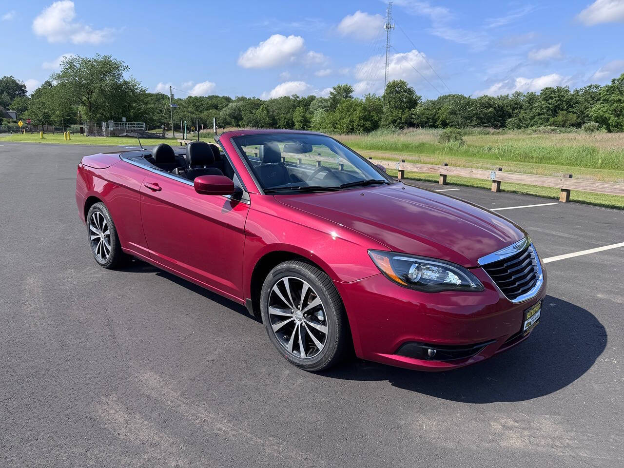 2014 Chrysler 200 30