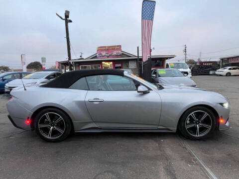 2024 Ford Mustang EcoBoost Premium