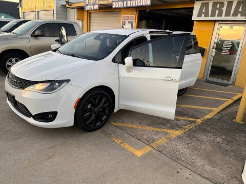 2018 Chrysler Pacifica Touring Plus