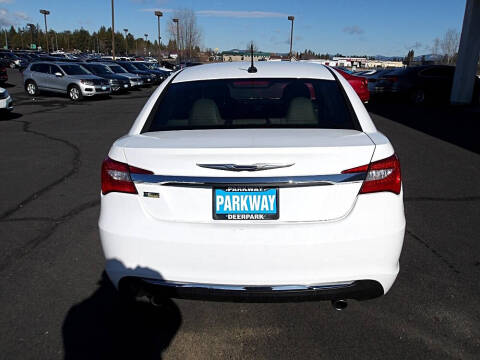 2011 Chrysler 200 Touring