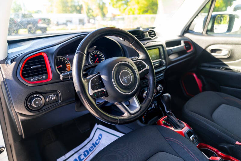 2015 Jeep Renegade Trailhawk