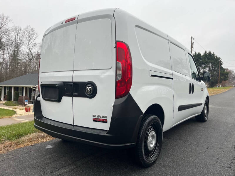 2017 RAM Promaster City Tradesman photo 6