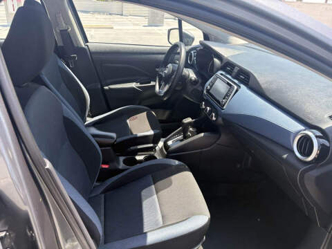 2025 Nissan Versa SV