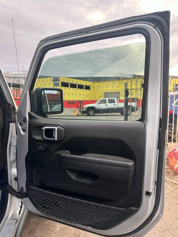 2022 Jeep Gladiator Willys