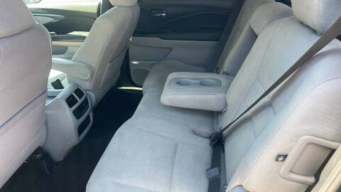 2017 Honda Pilot EX