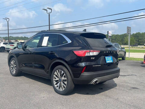 2022 Ford Escape Titanium