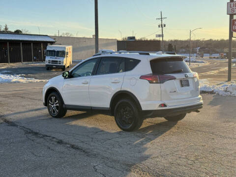 2016 Toyota RAV4 LE