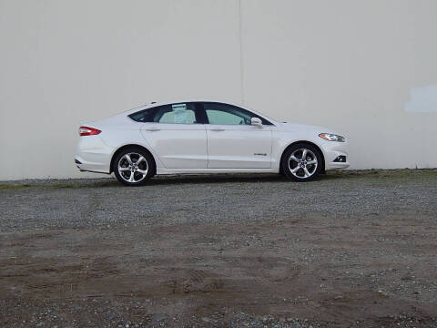 2014 Ford Fusion Hybrid SE