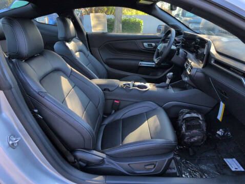 2025 Ford Mustang EcoBoost Premium