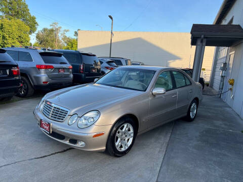 2003 Mercedes-Benz E-Class E 320