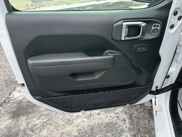 2022 Jeep Gladiator Altitude