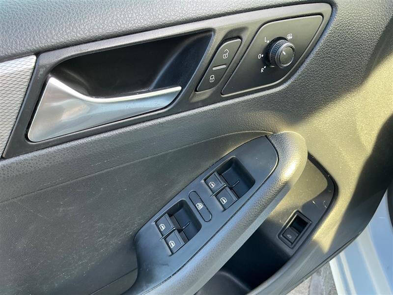 2015 Volkswagen Jetta