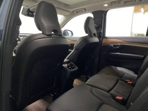 2025 Volvo XC90 B6 Plus Bright Theme 7P