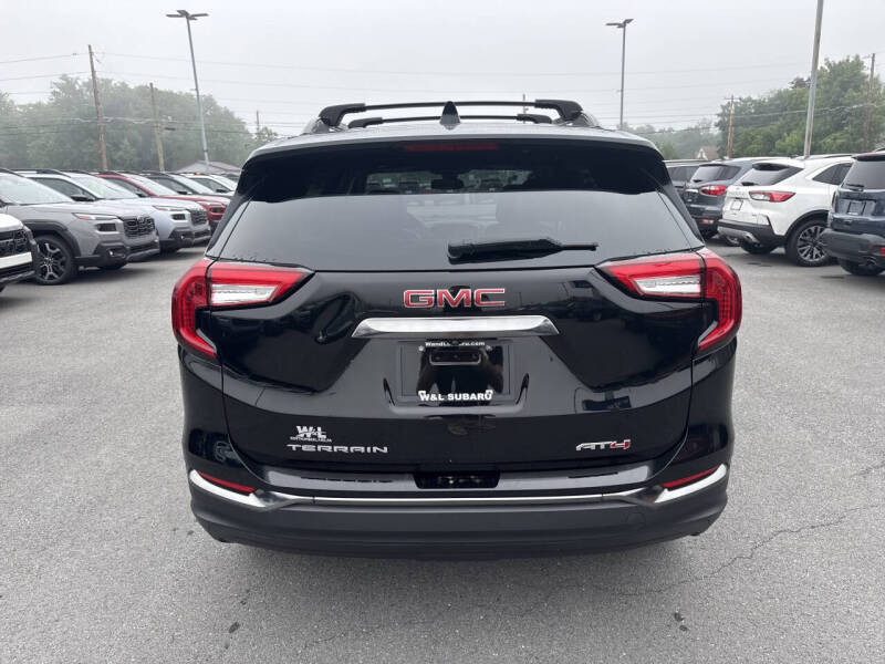 2022 GMC Terrain AT4