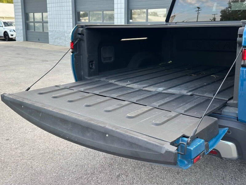 2022 Rivian R1T Adventure