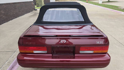1992 Infiniti M30