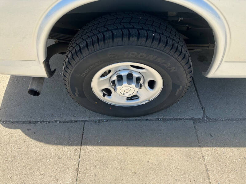 2018 Chevrolet Express LS 3500