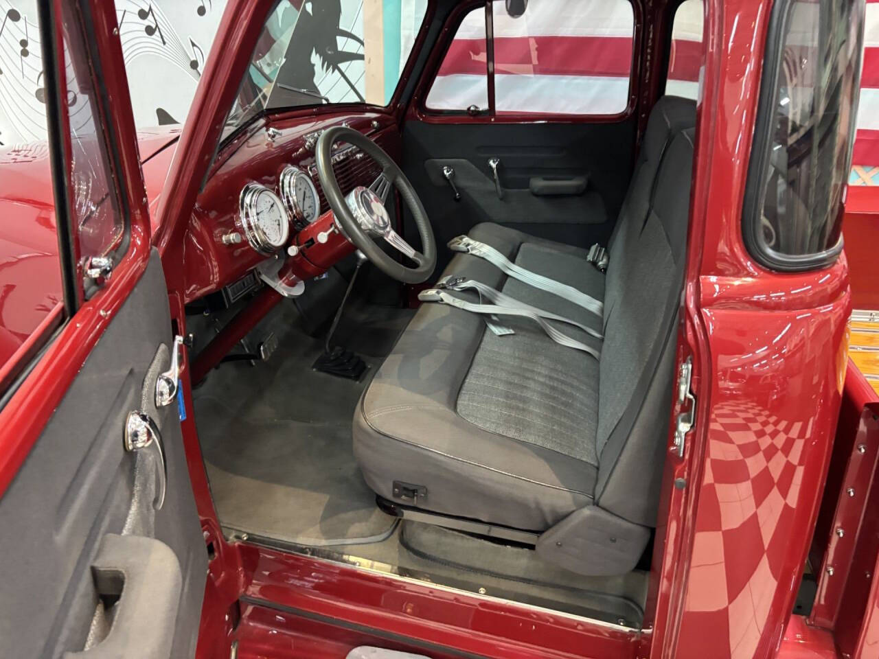 1952 Chevrolet 5 Window 25