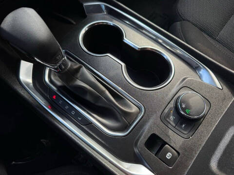 2023 Chevrolet Traverse LT