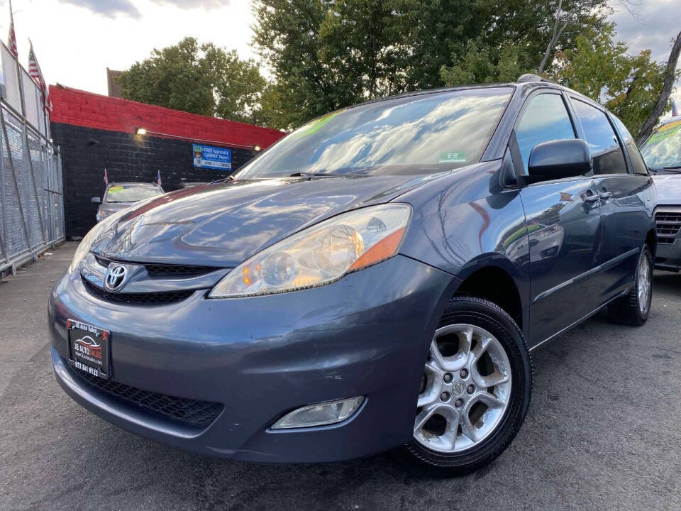 2006 Toyota Sienna for sale at 3B Auto Sales in Paterson, NJ