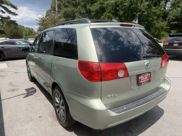 2008 Toyota Sienna