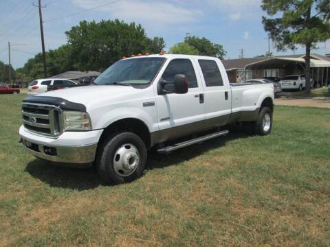 2006 Ford F-350 Super Duty for sale at BSA Used Cars in Pasadena TX