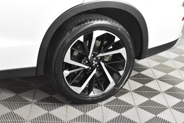 2024 Mitsubishi Outlander PHEV SE