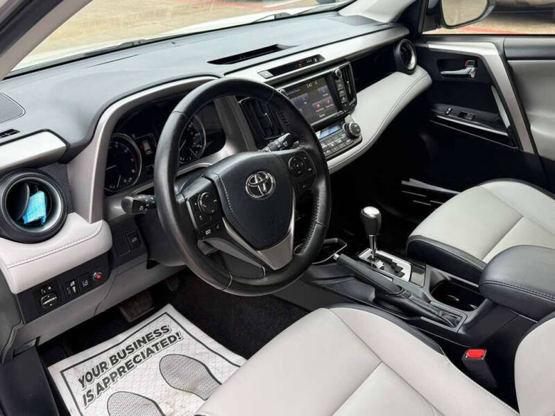 2017 Toyota RAV4 Limited