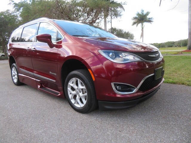 2020 Chrysler Pacifica Touring L Plus