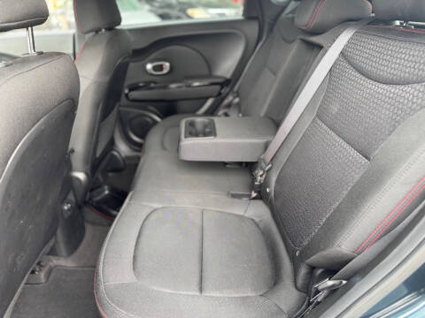 2018 Kia Soul +