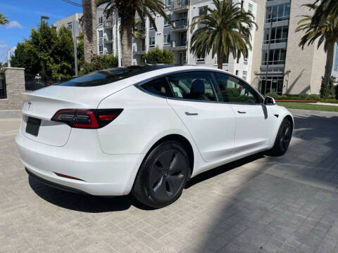 2020 Tesla Model 3 Standard Range Plus