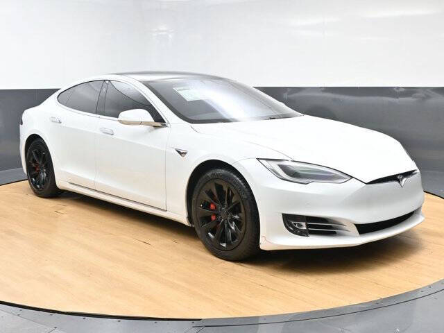 2020 Tesla Model S Performance