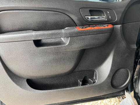 2013 Chevrolet Avalanche LT Black Diamond