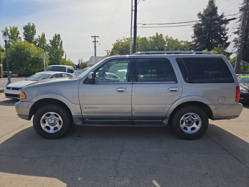 2000 Lincoln Navigator