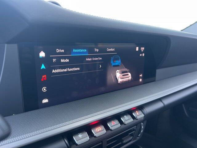 2025 Porsche 911 Carrera