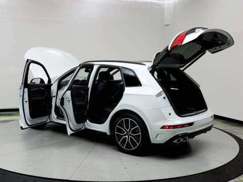 2023 Audi SQ5 3.0T quattro Prestige