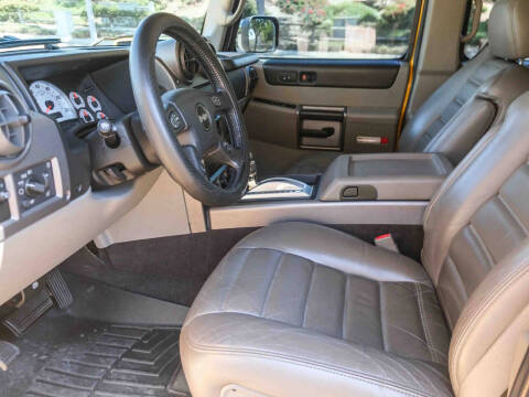2004 HUMMER H2