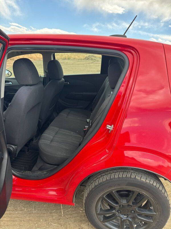 2016 Chevrolet Sonic LT Auto