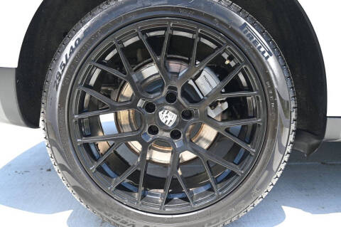 2018 Porsche Macan S