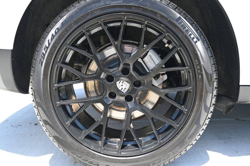 2018 Porsche Macan S