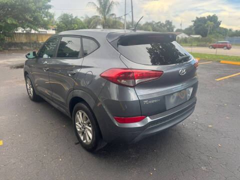 2017 Hyundai Tucson SE