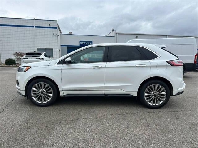 2020 Ford Edge Titanium