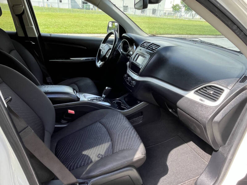 2019 Dodge Journey SE