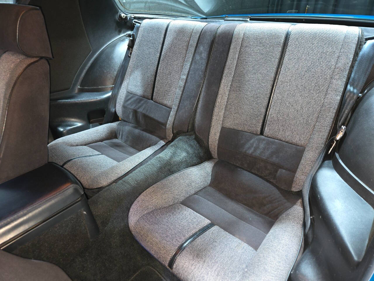 1992 Chevrolet Camaro 74