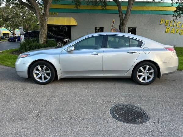 2013 ACURA TL Sedan - $8,999