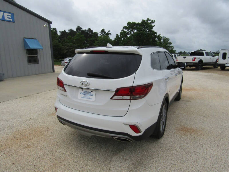 2018 Hyundai Santa Fe SE