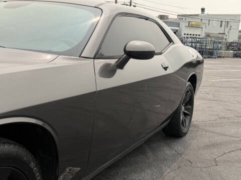 2016 Dodge Challenger SXT