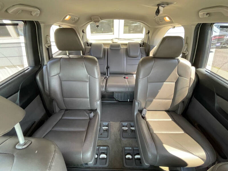 2015 Honda Odyssey EX-L photo 15