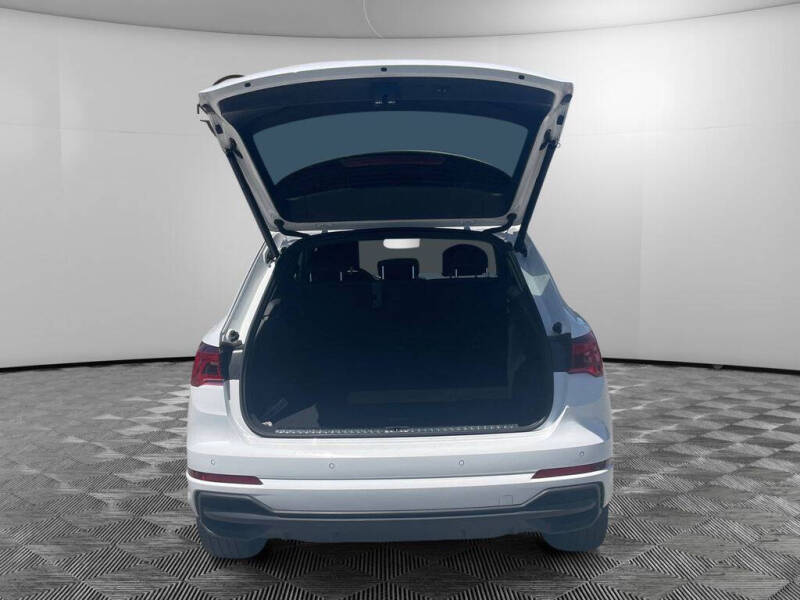 2024 Audi Q3 quattro S line Premium 45 TFSI