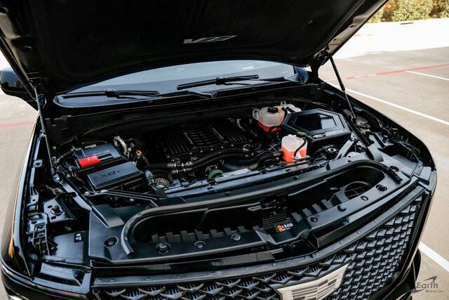 2025 Cadillac Escalade-V